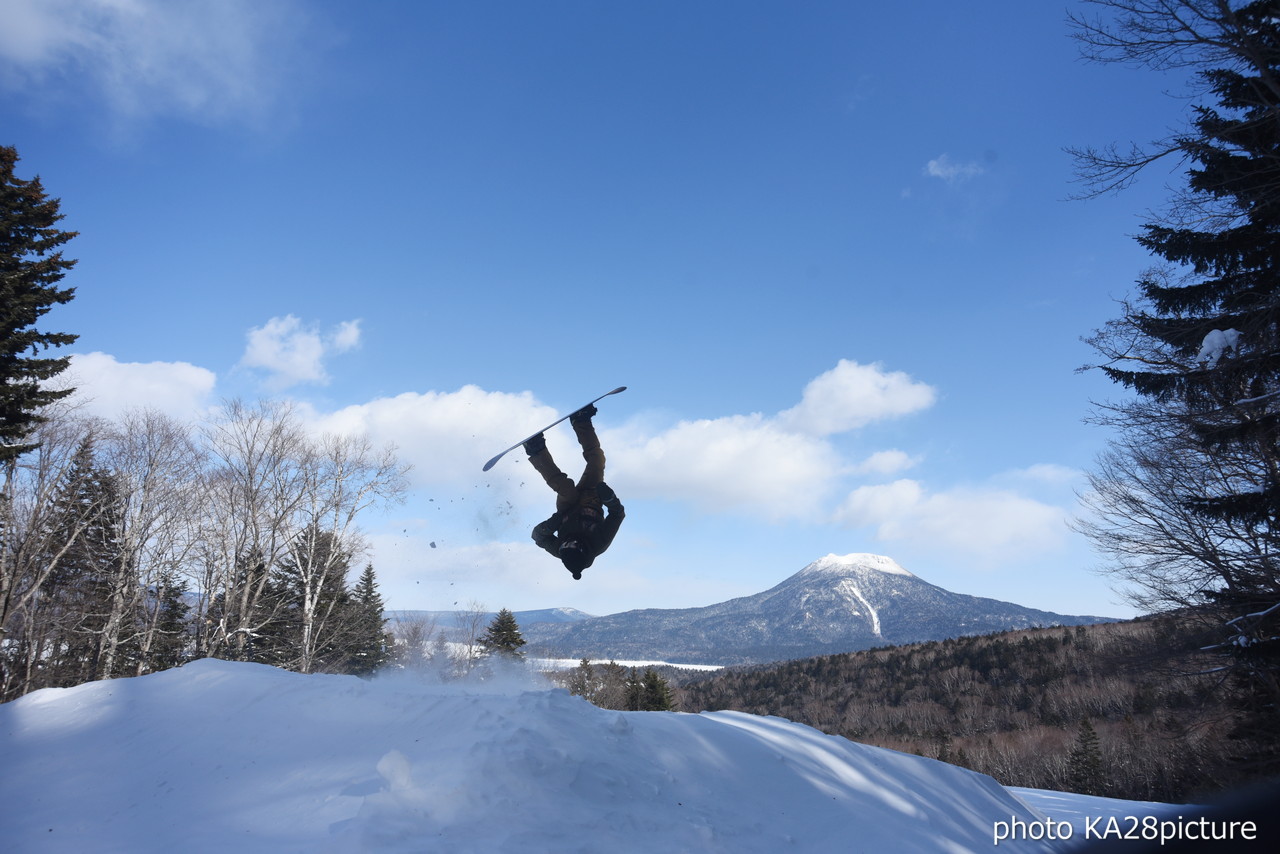 国設阿寒湖畔スキー場『ウタラ』 BURTONSNOWBOARD・花田正義さんと楽しむ、ナチュラル＆スノーパーク!!